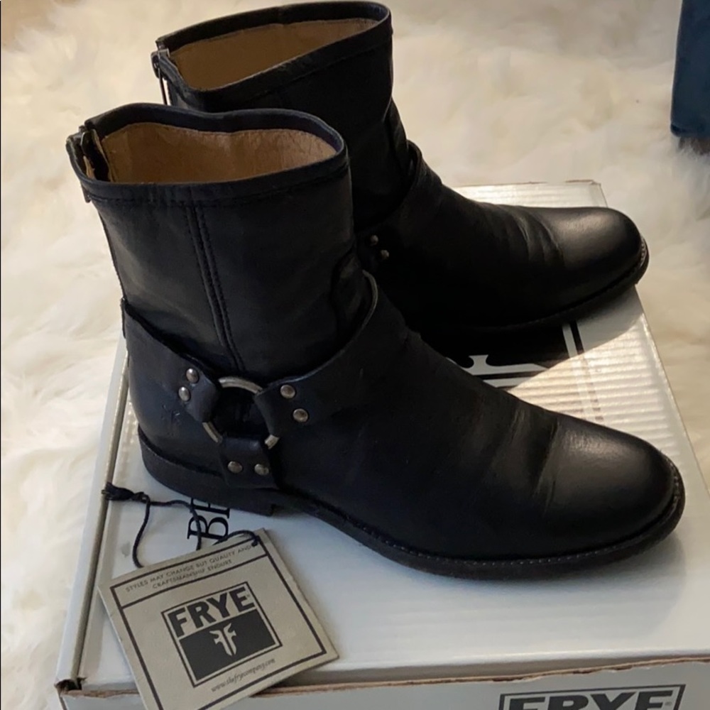 Frye Phillip Harness boots